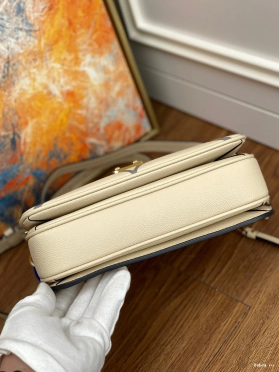 LOUIS MÉTIS POCHETTE VUITTON 0825
